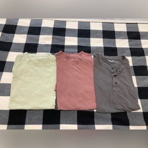 Lot of 3 Abercrombie Fitch Soft AF Essential Relaxed Short Sleeve Shirts Medium